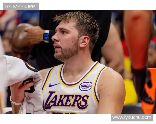 湖人两点有前进，东契奇该留意一事！艾顿真该夸，雷迪克该弃用一人